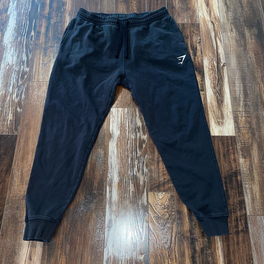Gymshark-Black Gym Joggers